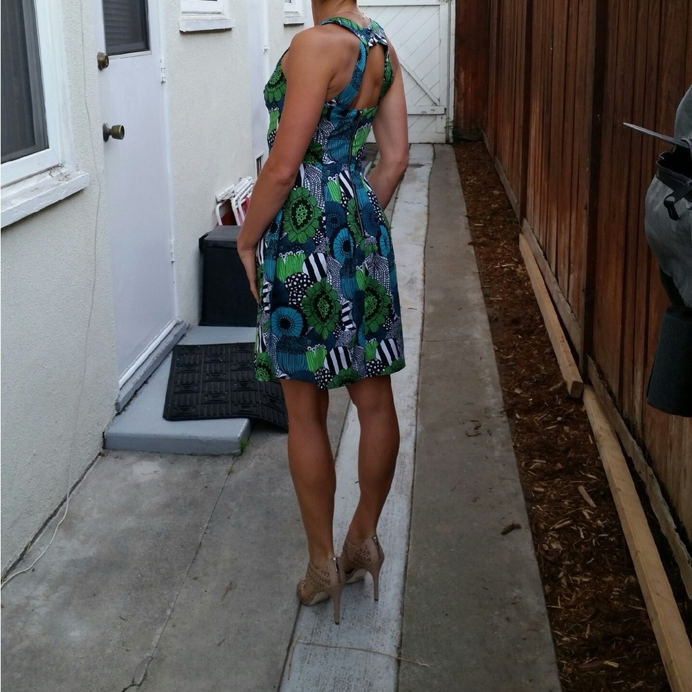 Marimekko for Banana Republic Midi Dress. - Picture 3 of 3